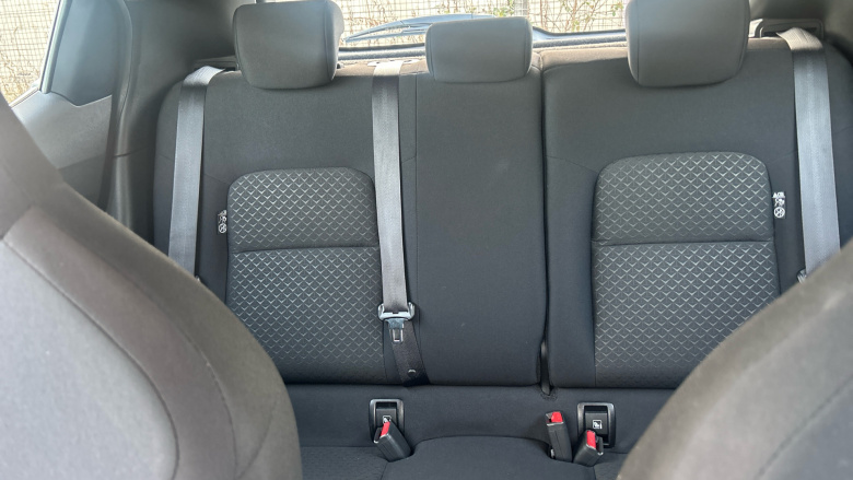 Nissan Juke 1.0 DiG-T 114 Acenta 5dr Petrol Hatchback